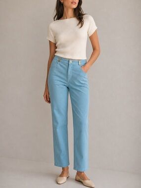 ST. JOHN Sport Essentials Blue Jeans Size 6 Cotton Quiet Luxury Stretchy Gold